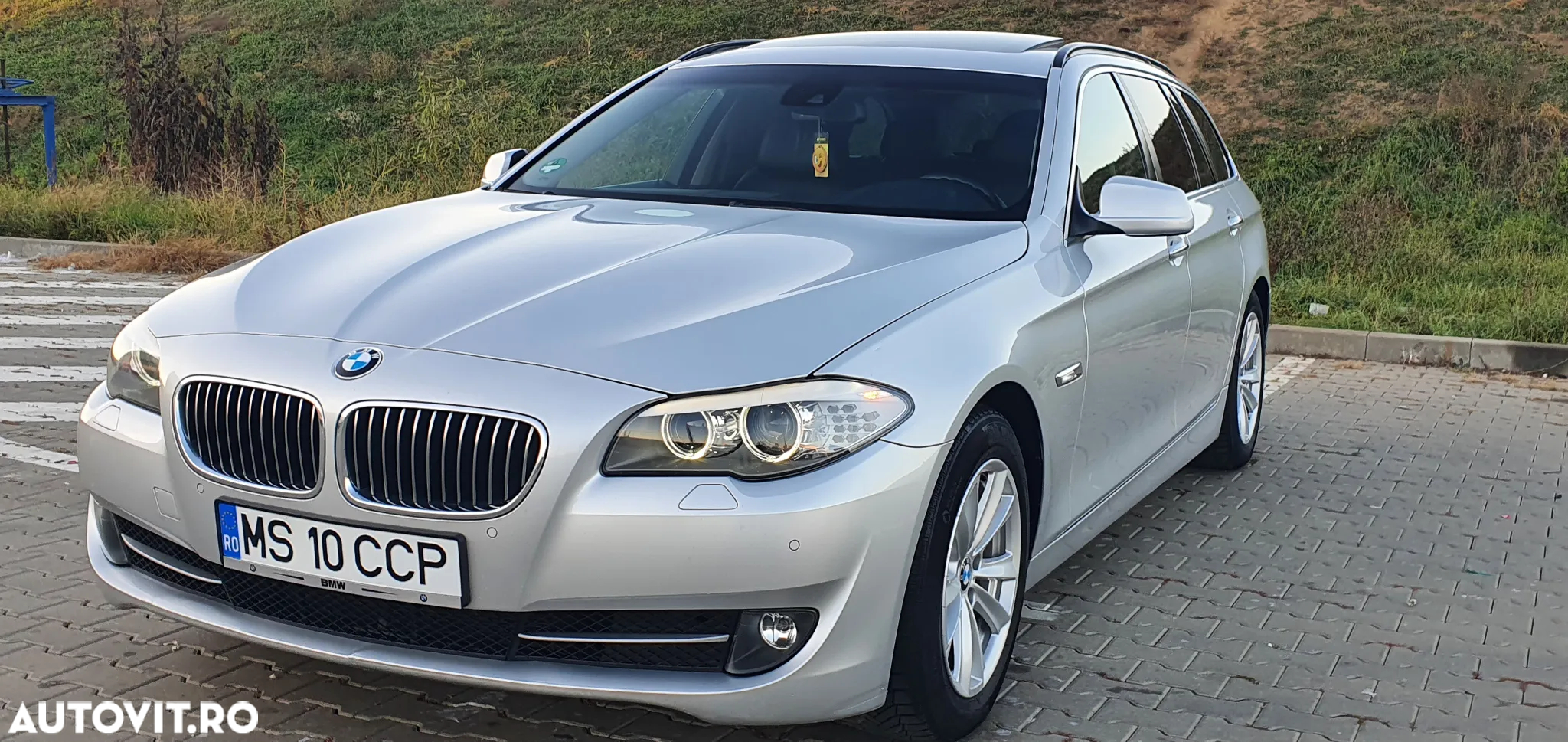 BMW Seria 5 525d Touring Sport-Aut. - 3