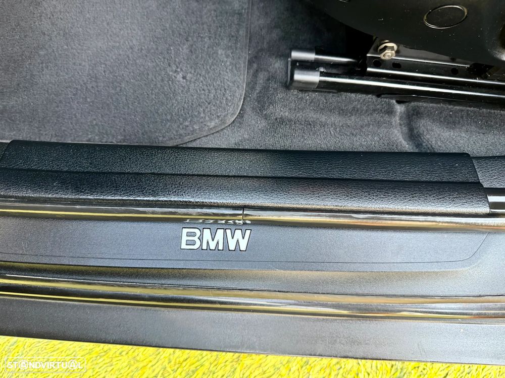 BMW X1 20 d sDrive Pack M - 31