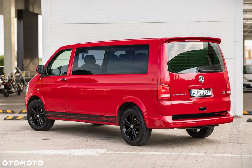 Volkswagen Caravelle - 9