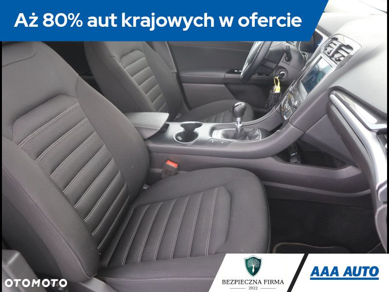 Ford Mondeo - 10