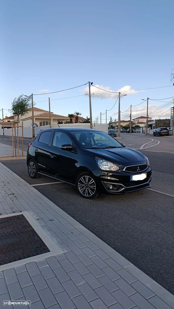 Mitsubishi Space Star 1.2 Intense Connect Edition - 1