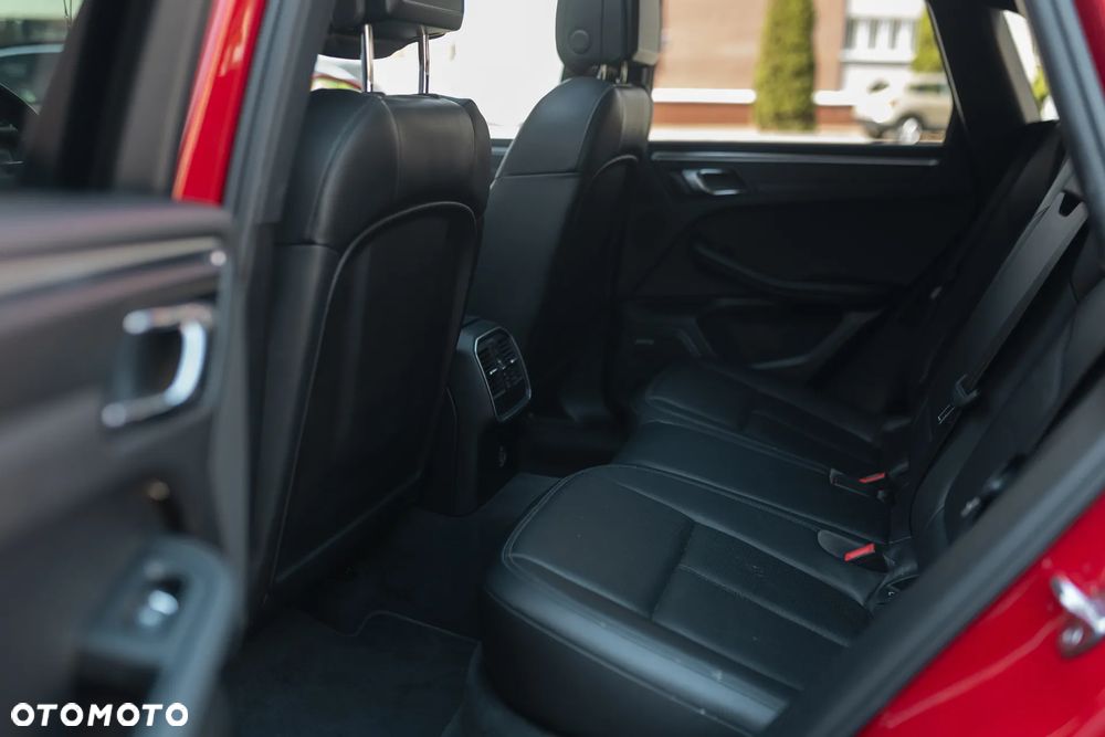 Porsche Macan Standard - 16