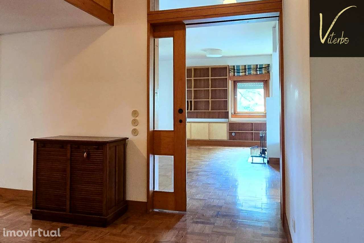 T3 com varanda, garagem fechada em localização privilegiada - Grande imagem: 2/36