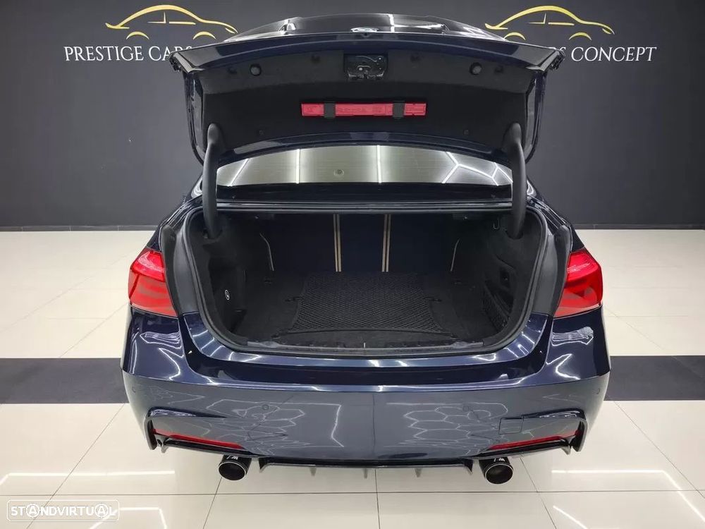 BMW 330 e iPerformance Line Luxury Purity - 13