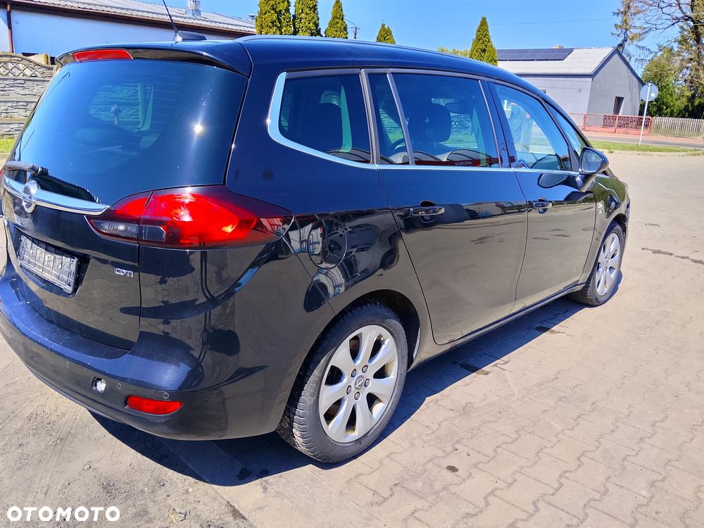 Opel Zafira - 12