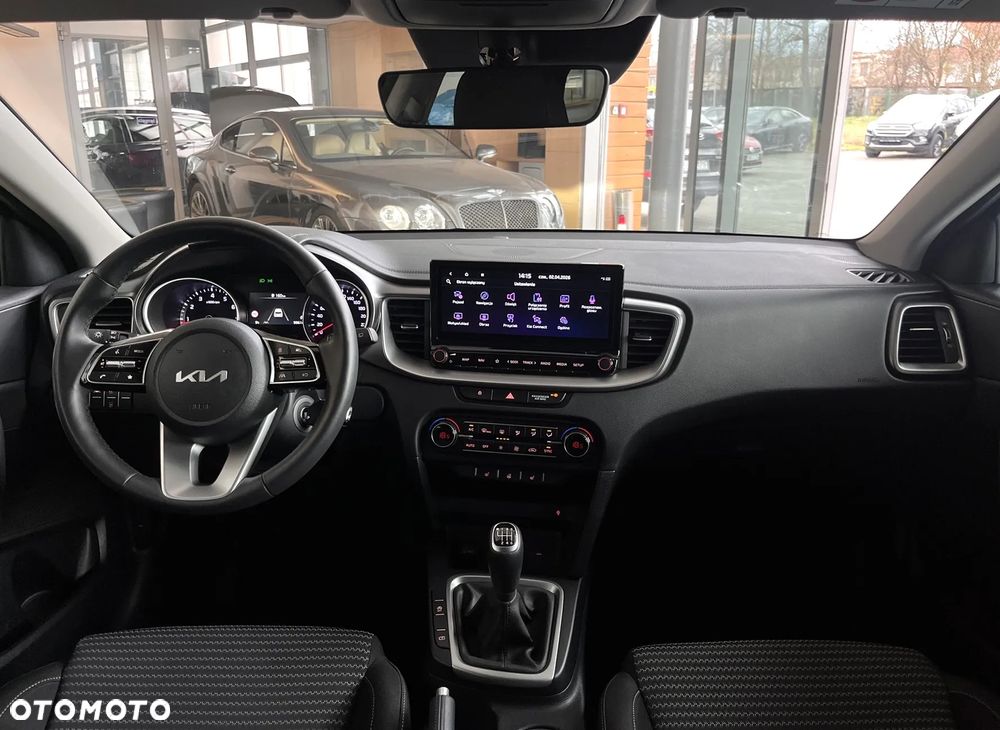 Kia Ceed 1.5 T-GDI OPF Vision - 9