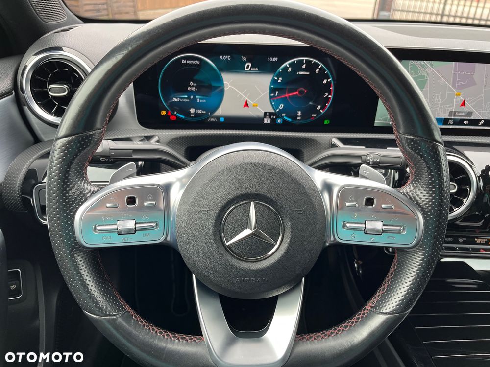 Mercedes-Benz Klasa A 220 4-Matic AMG Line 7G-DCT - 29