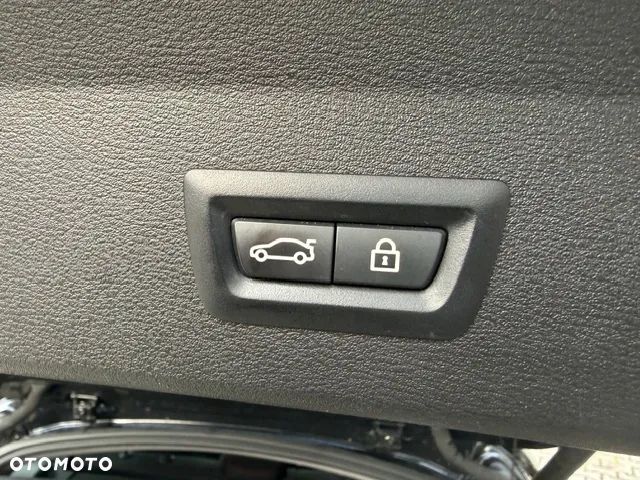 BMW X1 xDrive20d - 29