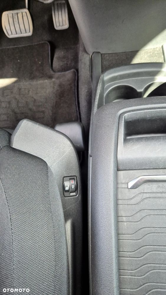 Citroën C4 Picasso e-HDi 115 ETG6 Attraction - 15