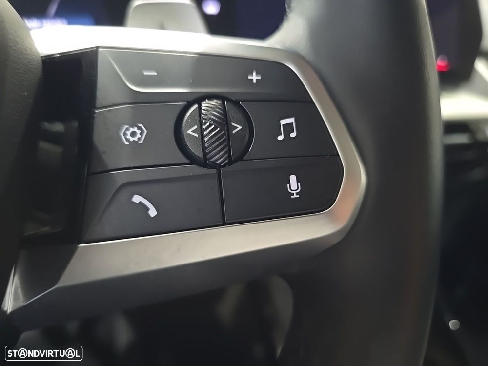 BMW 218 Active Tourer d Auto — fotografia 19