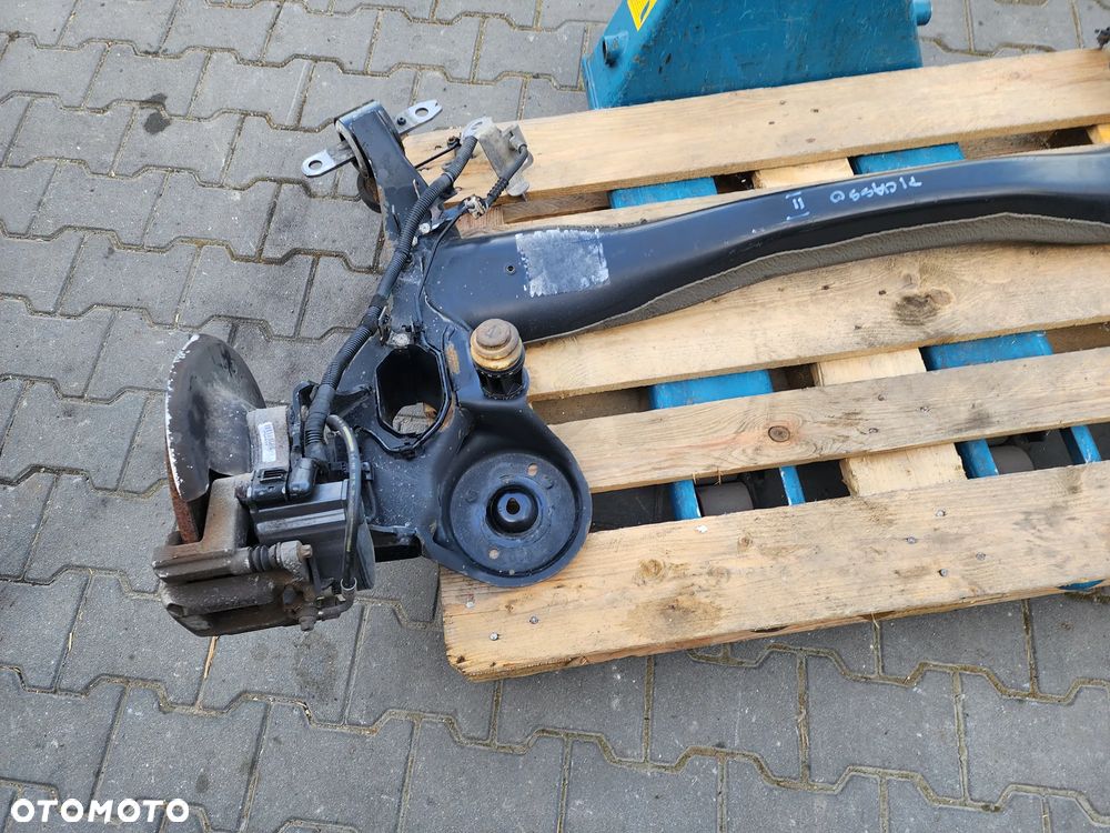 Citroen C4 Picasso II 2 belka oś zawieszenia tył kompletna - 2
