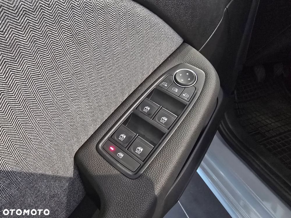 Renault Clio 1.6 E-TECH Zen - 11