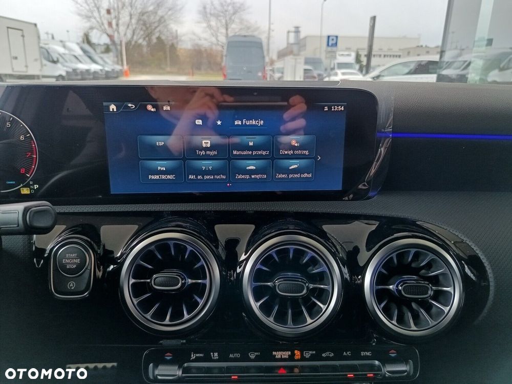 Mercedes-Benz Klasa A - 32