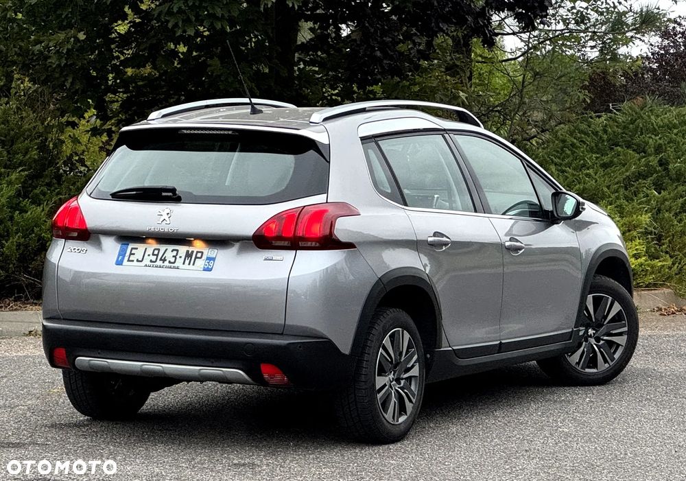 Peugeot 2008 1.2 Pure Tech GPF Allure S&S - 30