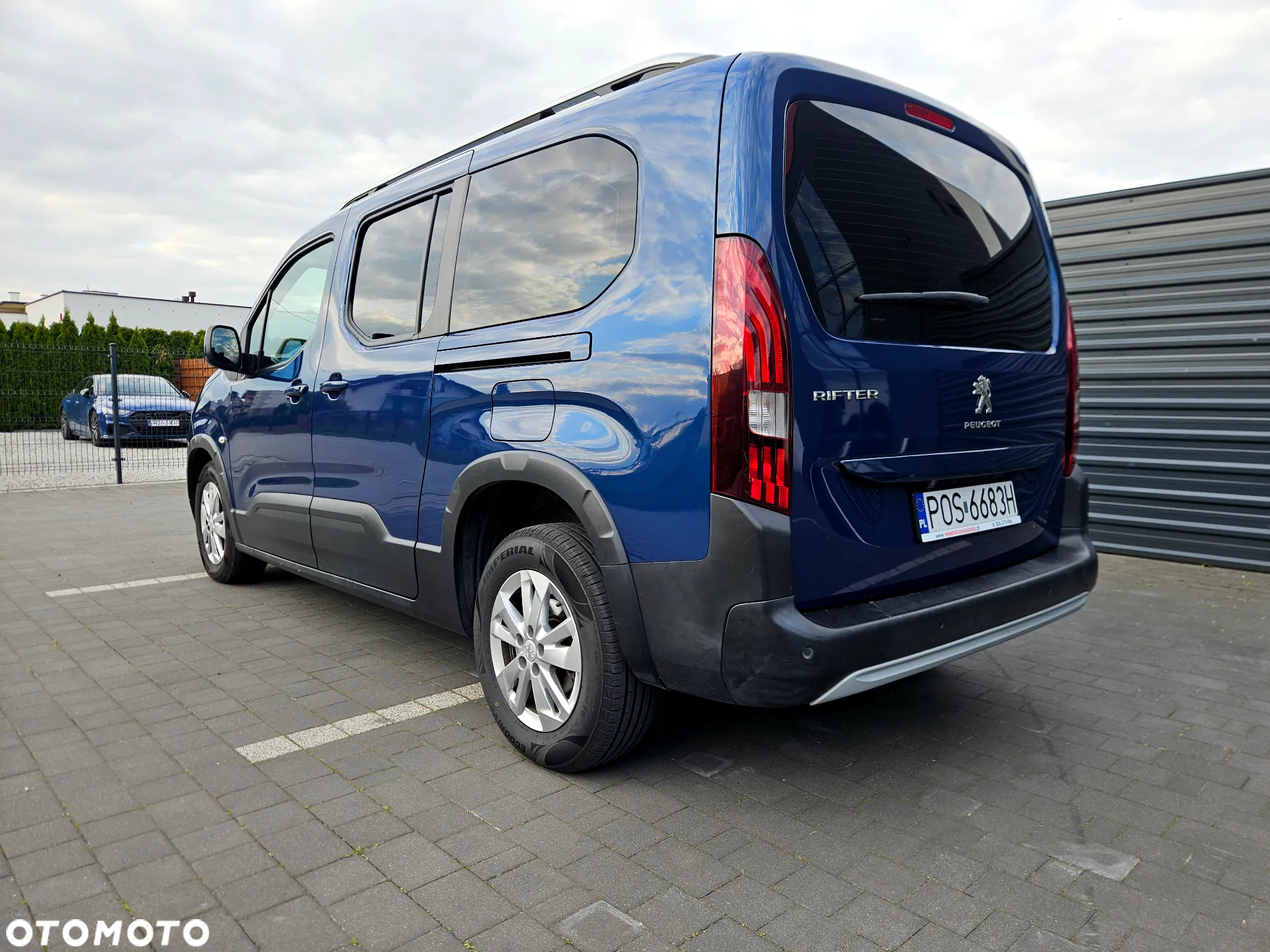 Peugeot Rifter - 8