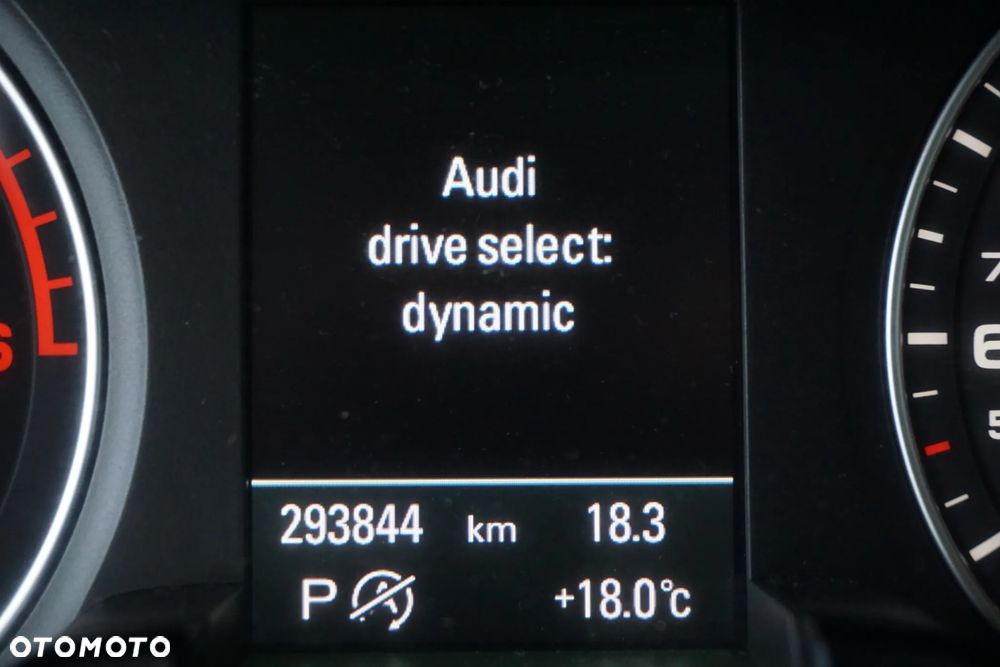 Audi A4 Avant 2.0 TDI DPF quattro S tronic S line Sportpaket - 30