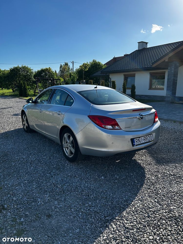 Opel Insignia 1.8 - 4