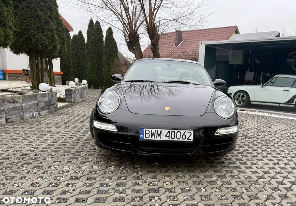 Porsche 911 Carrera - 9