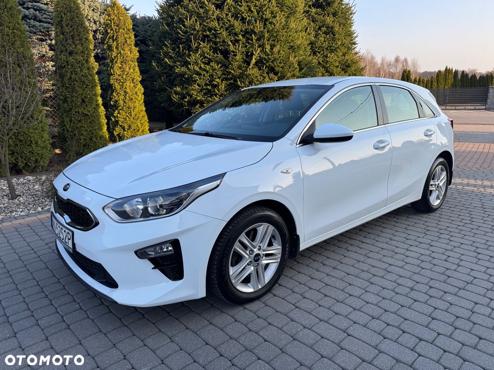 Kia Ceed 1.6 CRDi mHEV M - 6
