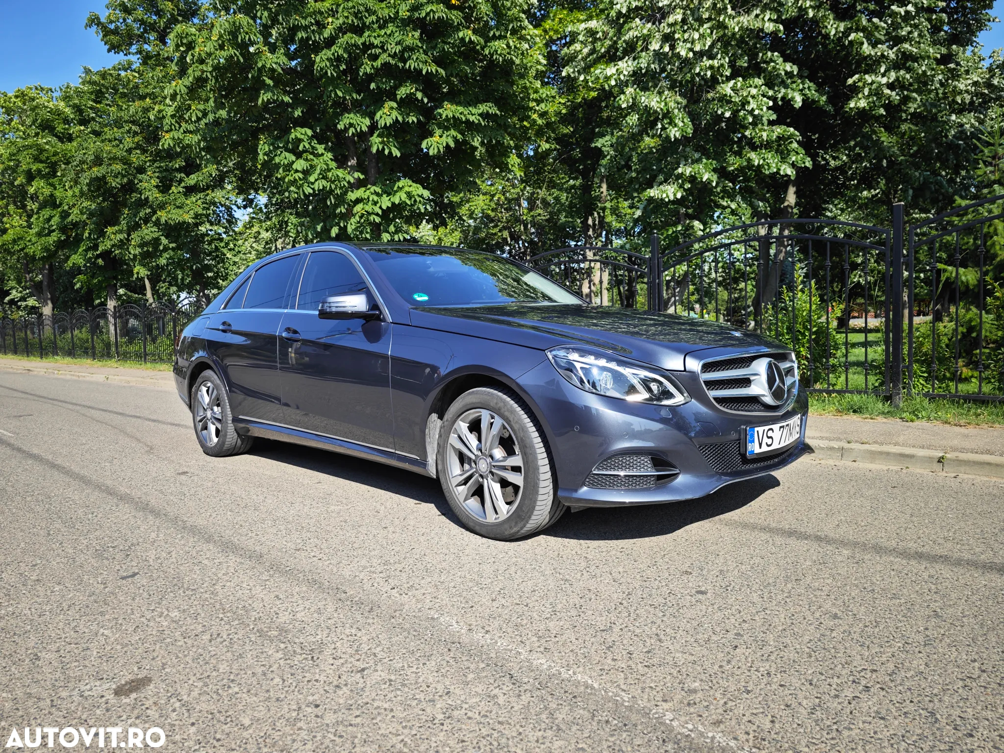 Mercedes-Benz E 400 4Matic 7G-TRONIC Avantgarde - 7