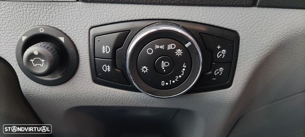 Chausson Titanium 708 (Cama central 7.10mt e sala face a face) - 32