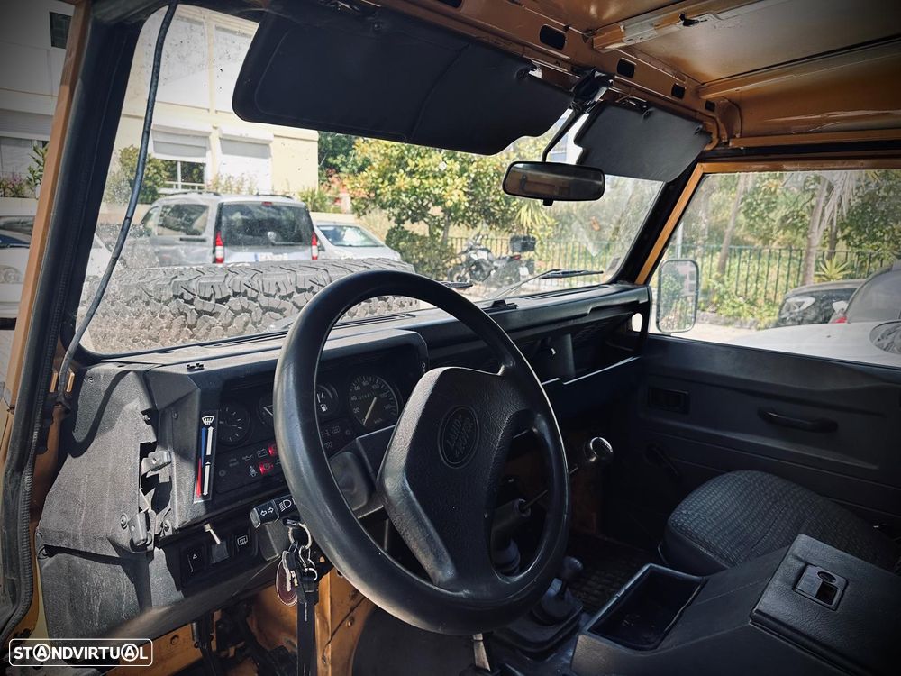 Land Rover Defender 110 2.5 TDi Metal Top - 24