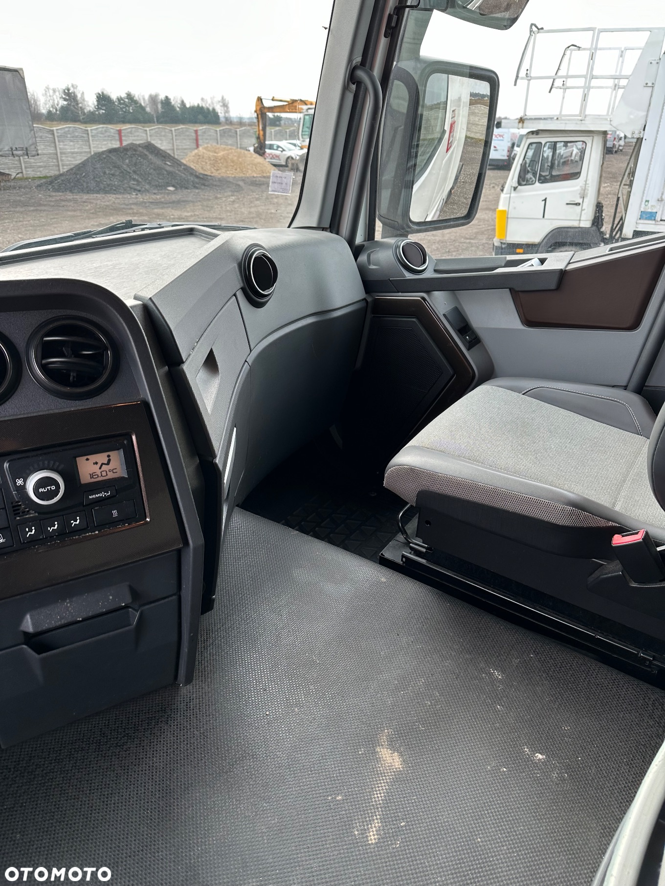 Renault GAMAT T460 - 14