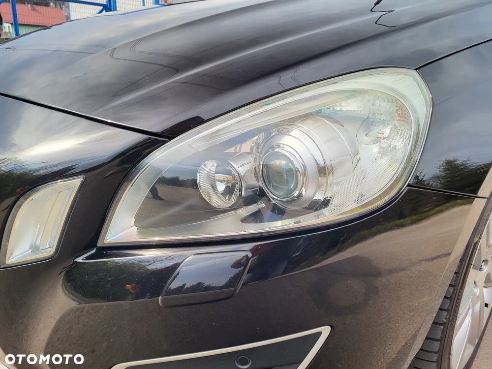 Volvo V60 D5 Geartronic Summum - 10