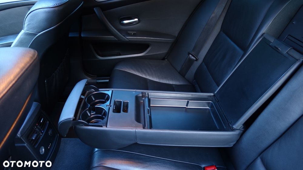 BMW Seria 5 - 35