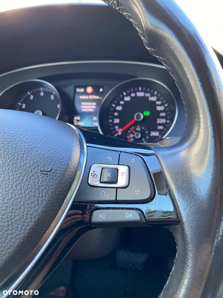 Volkswagen Passat 1.8 TSI BMT Highline DSG - 28