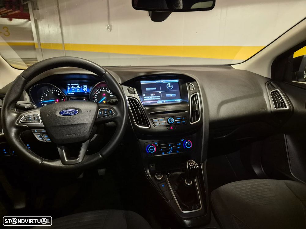 Ford Focus SW 1.5 TDCi Titanium - 23