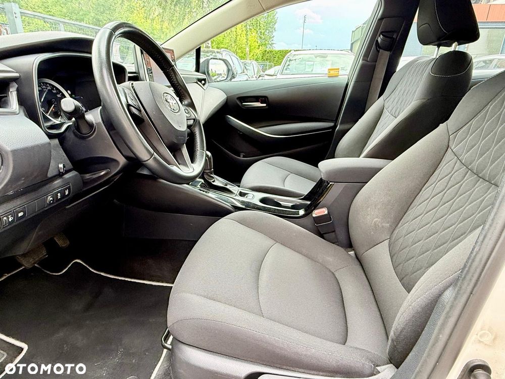 Toyota Corolla 1.8 Hybrid Comfort - 19