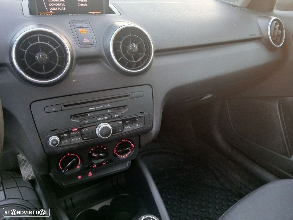 Audi A1 Sportback 1.6 TDI Advance - 22