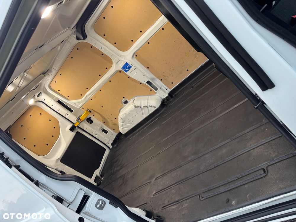 Ford Transit Custom - 25