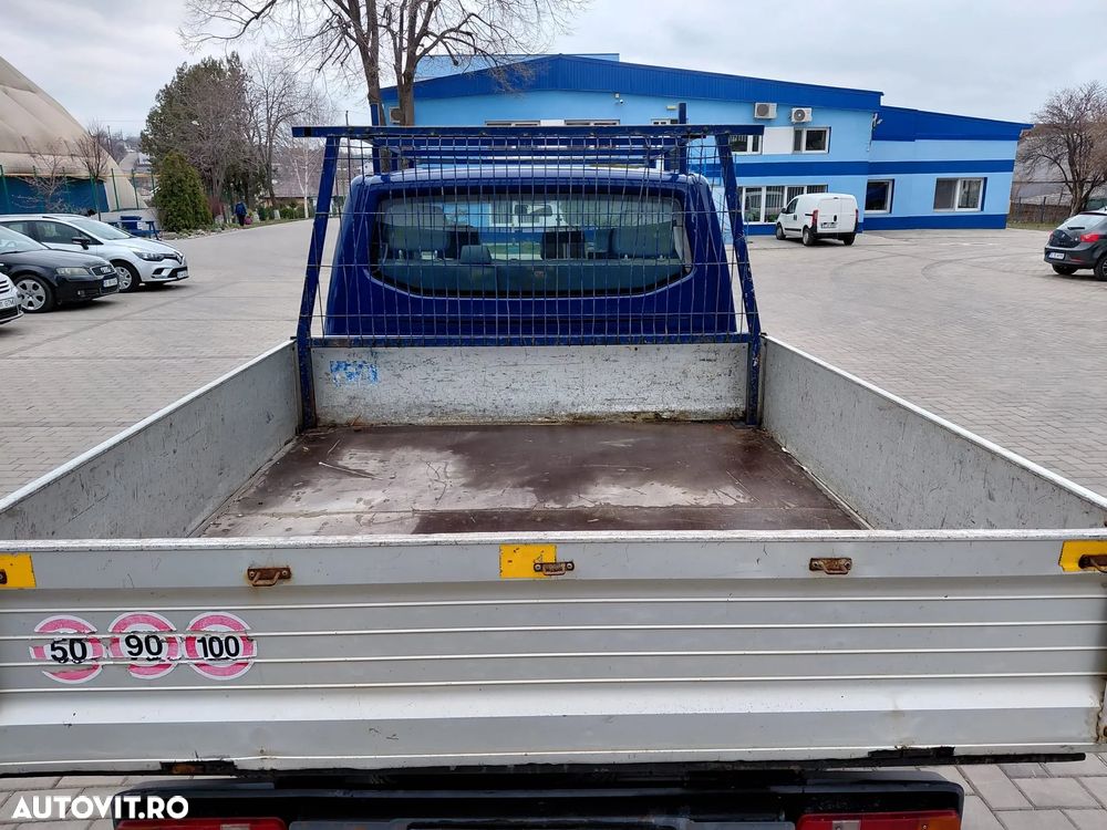 Volkswagen Transporter - 12