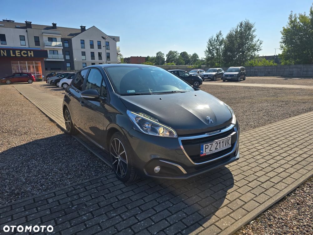 Peugeot 208 1.2 PureTech Style - 3