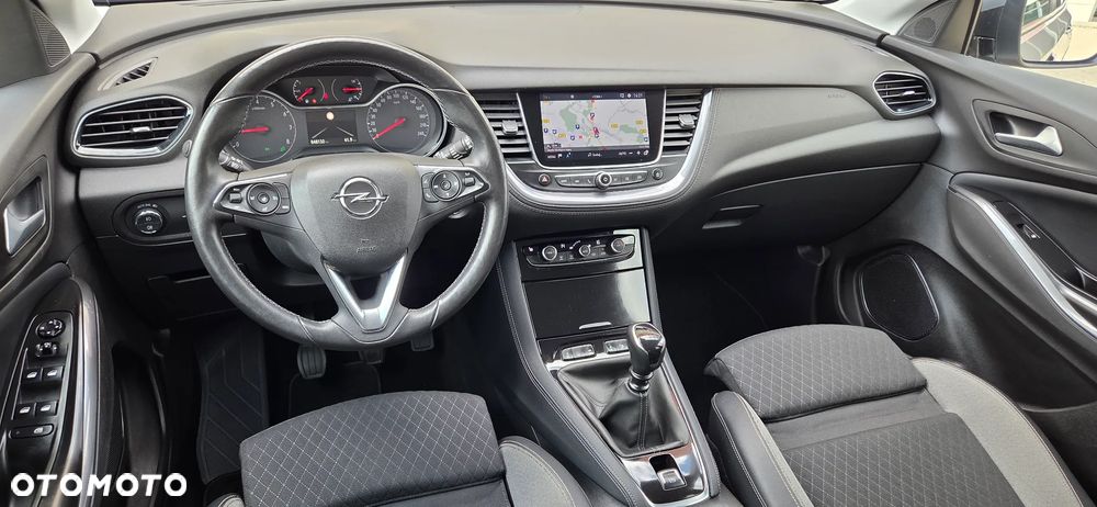 Opel Grandland X 1.2 Start/Stop Business INNOVATION - 26