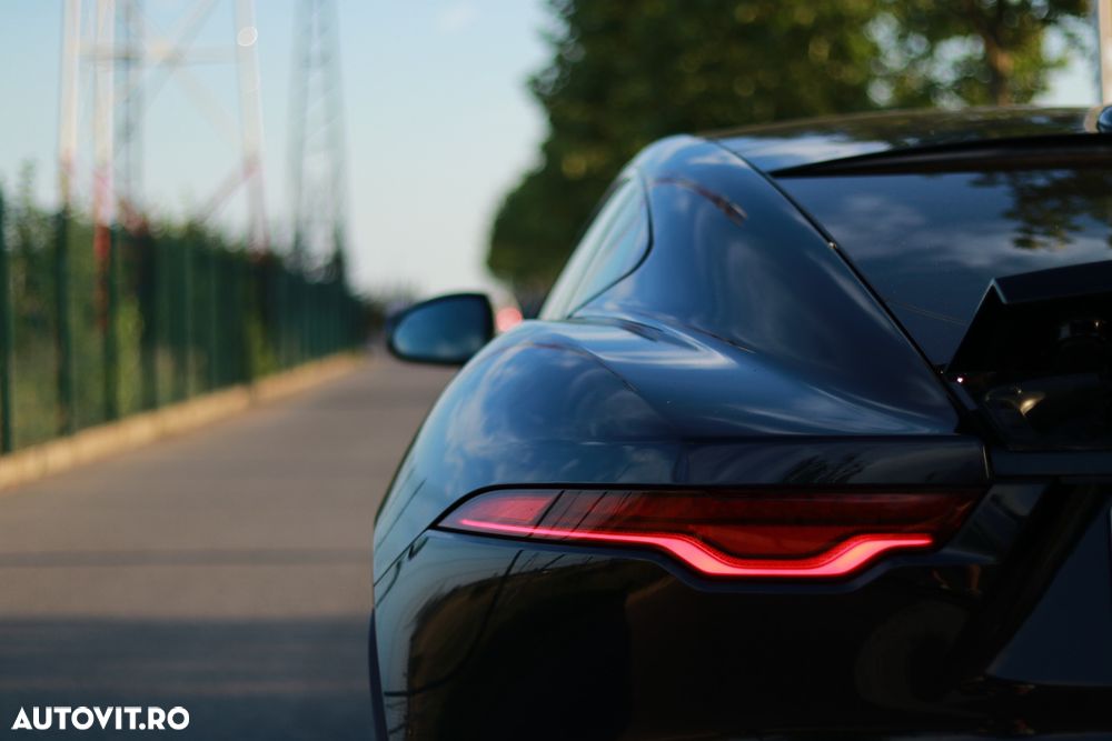 Jaguar F-Type - 7