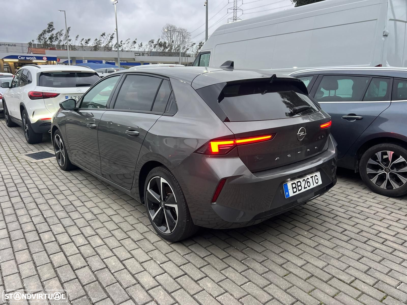 Opel Astra 1.5 D Elegance Aut. - 4