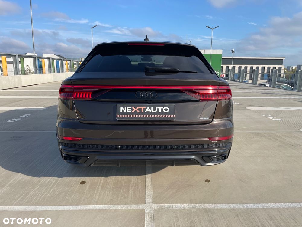 Audi Q8 SUV TFSI quattro 250 kW tiptronic S line business - 9