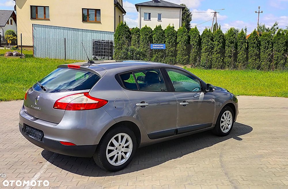 Renault Megane 1.6 16V Dynamique - 3