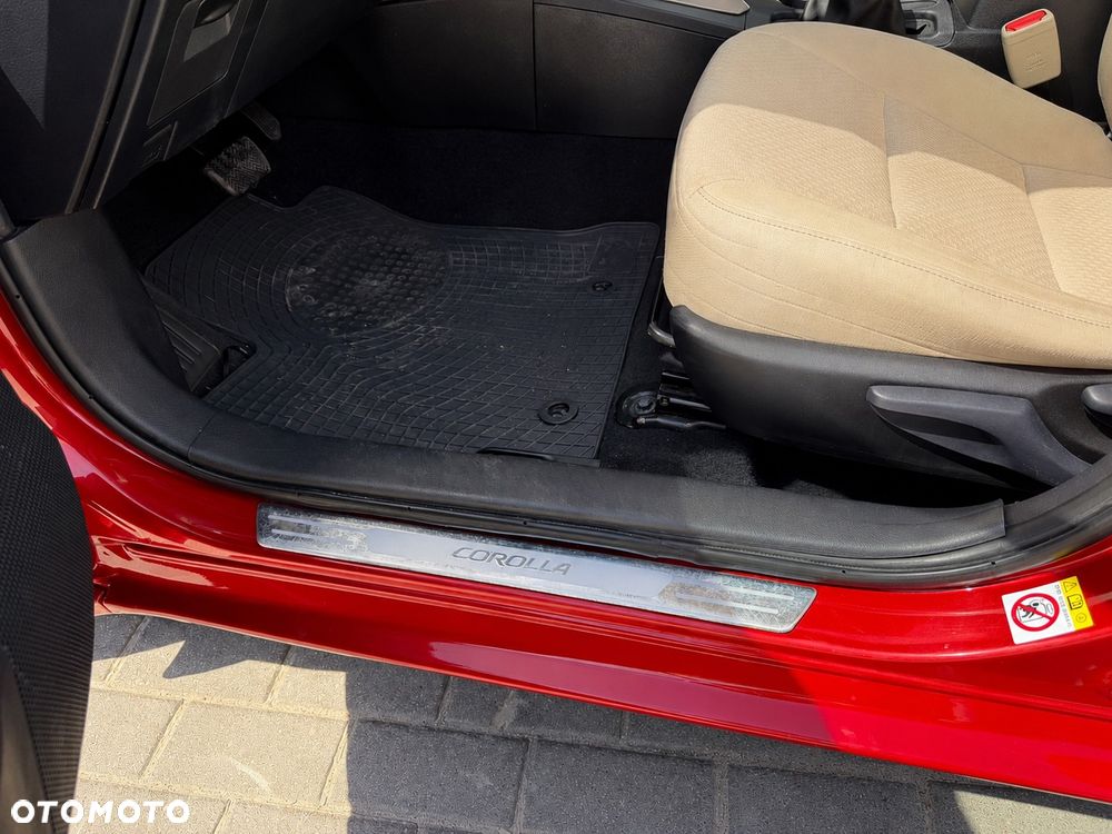 Toyota Corolla 1.6 Prestige MS - 24
