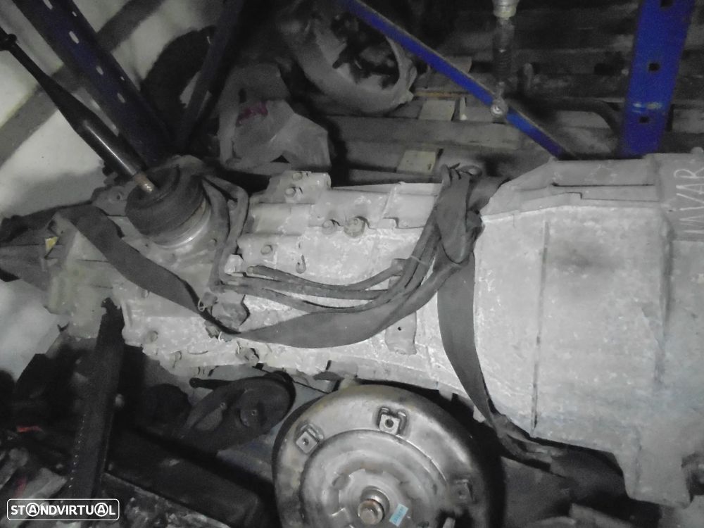 CAIXA VOLUCIDADES NAVARA D 40 - 1