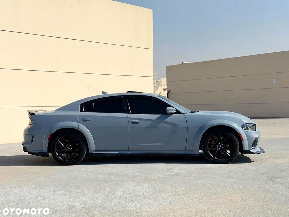 Dodge Charger - 10