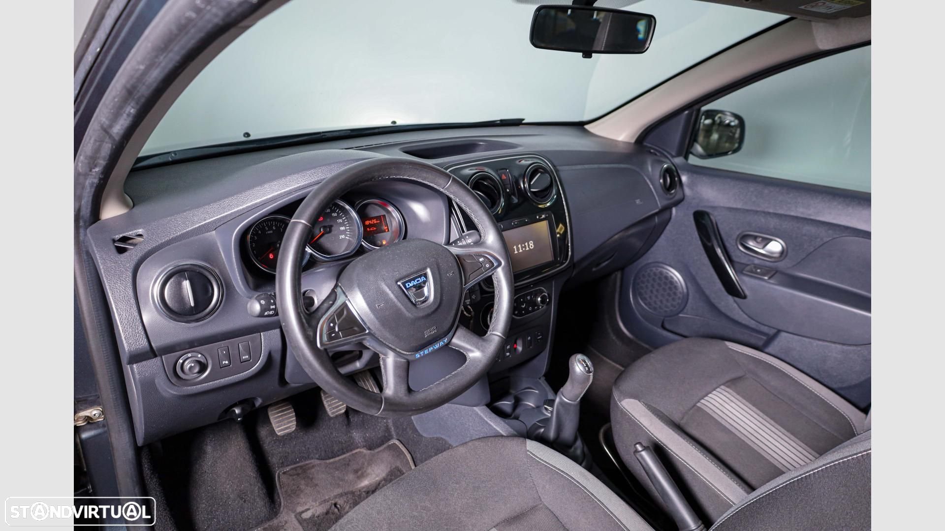 Dacia Sandero 0.9 TCe Stepway - 11