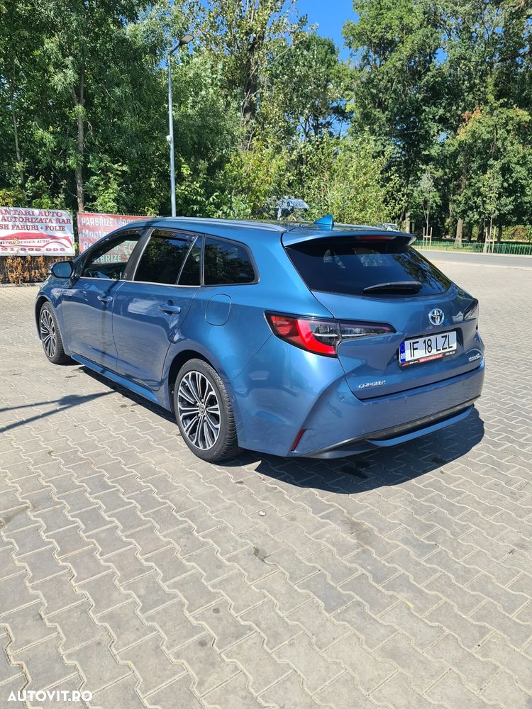 Toyota Corolla - 5