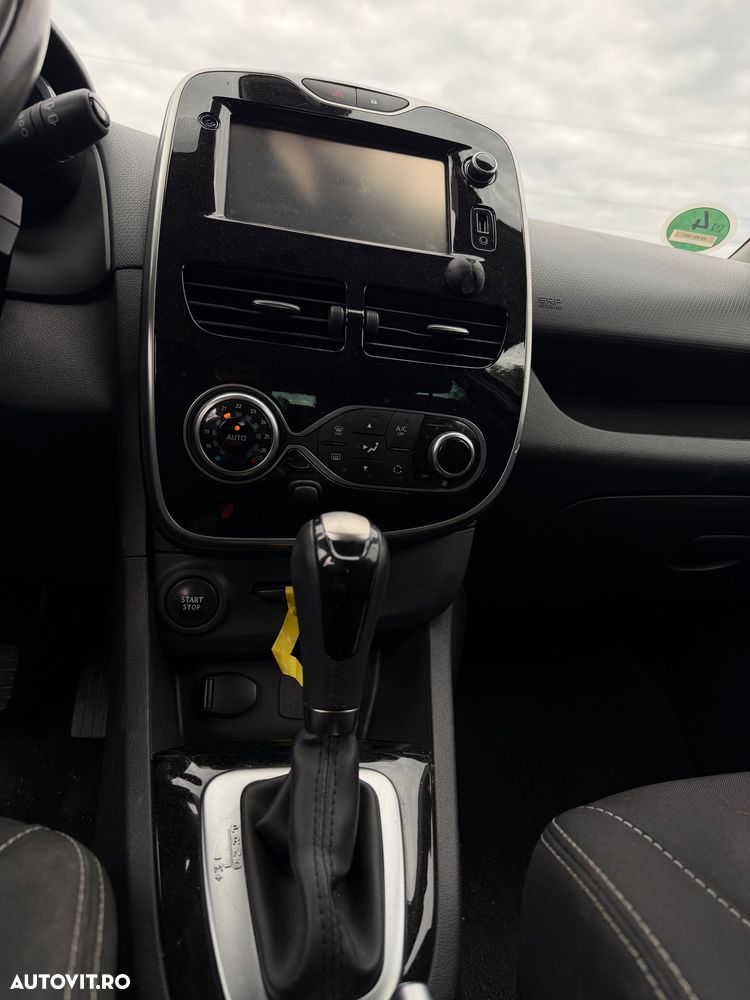 Renault Clio - 5