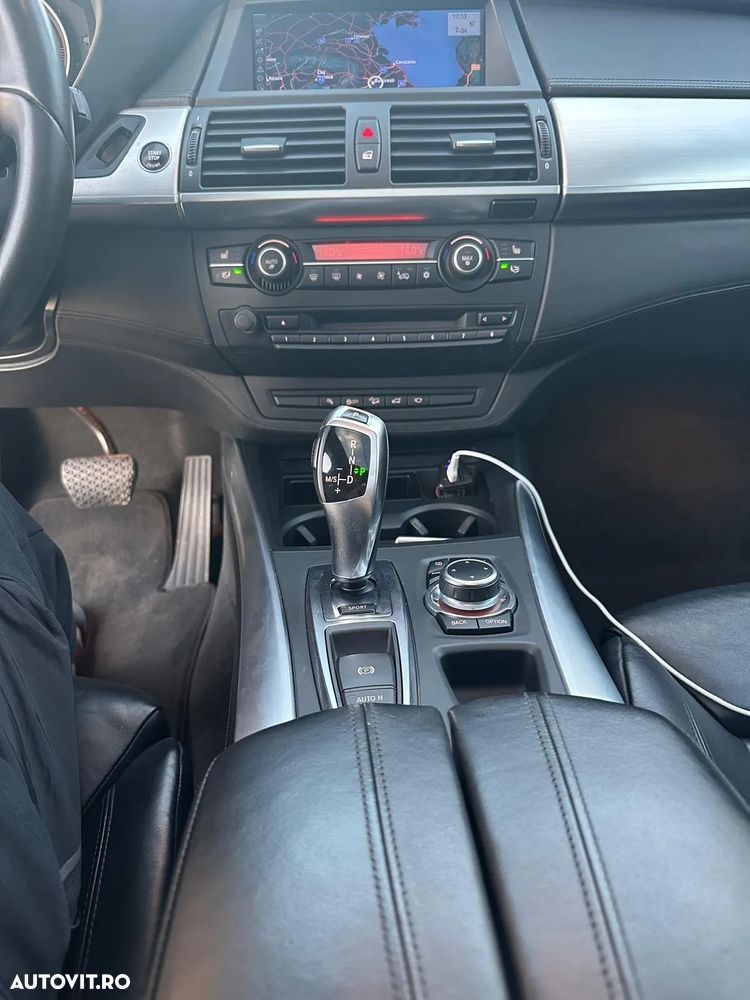BMW X5 xDrive40d - 14