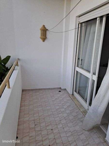 T2 boas dimensões, Mobilado, aluga-se, em Lagos - Grande imagem: 4/12