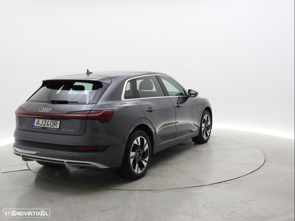 Audi e-tron 55 quattro S line - 6